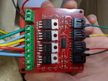 Mosfets with circuit